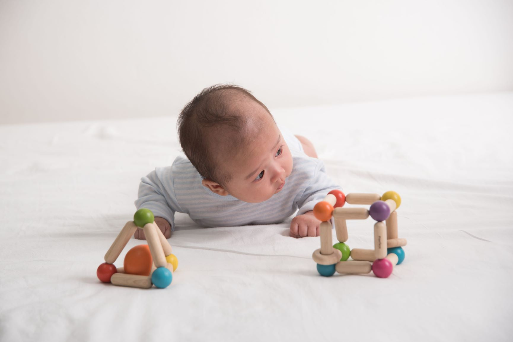Baby Triangle Clutching toy