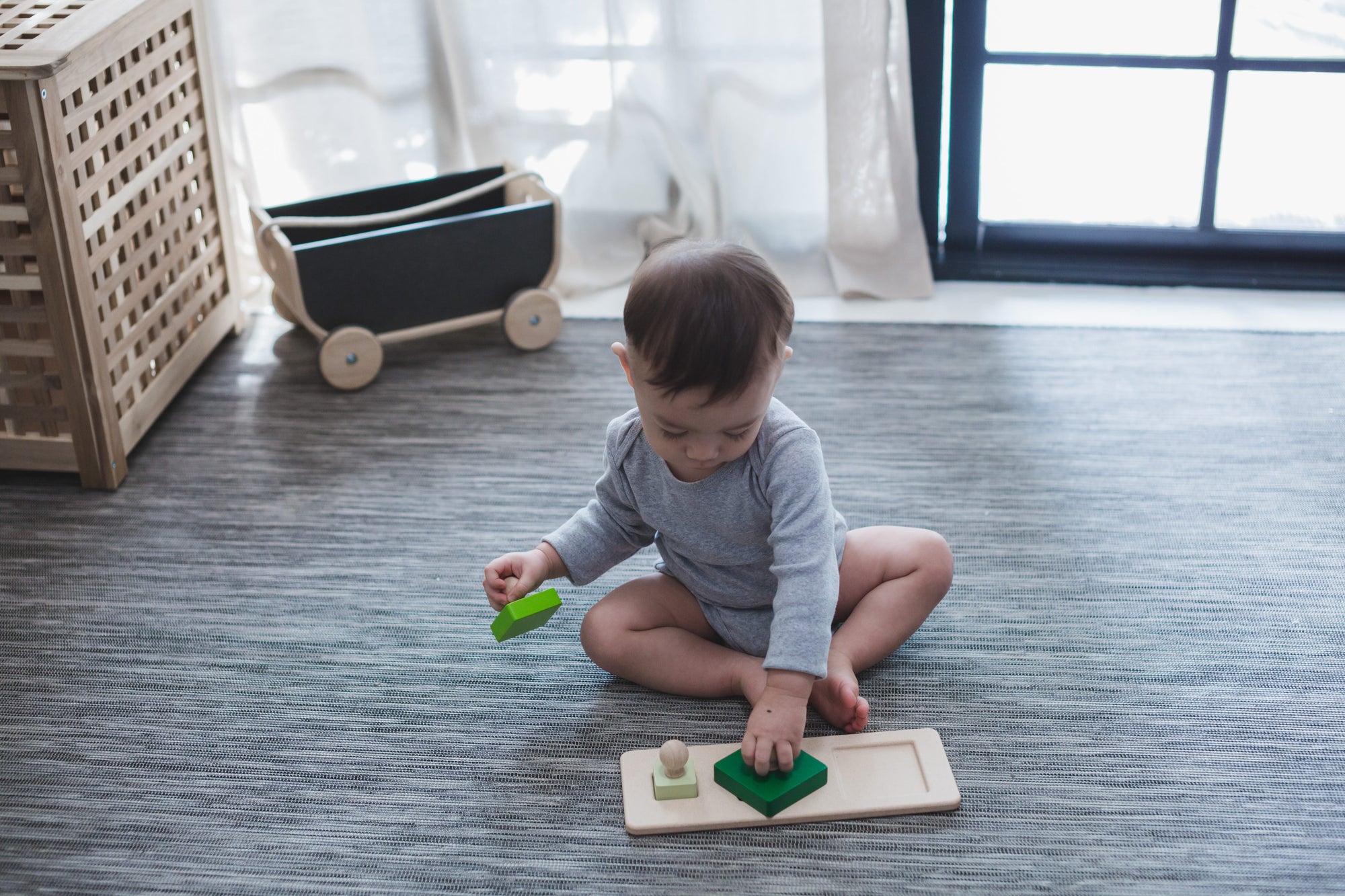 SQUARE MATCHING PUZZLE