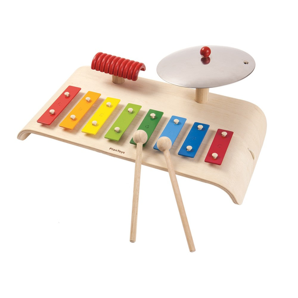 Music trio xylophone / cymbals / guiro