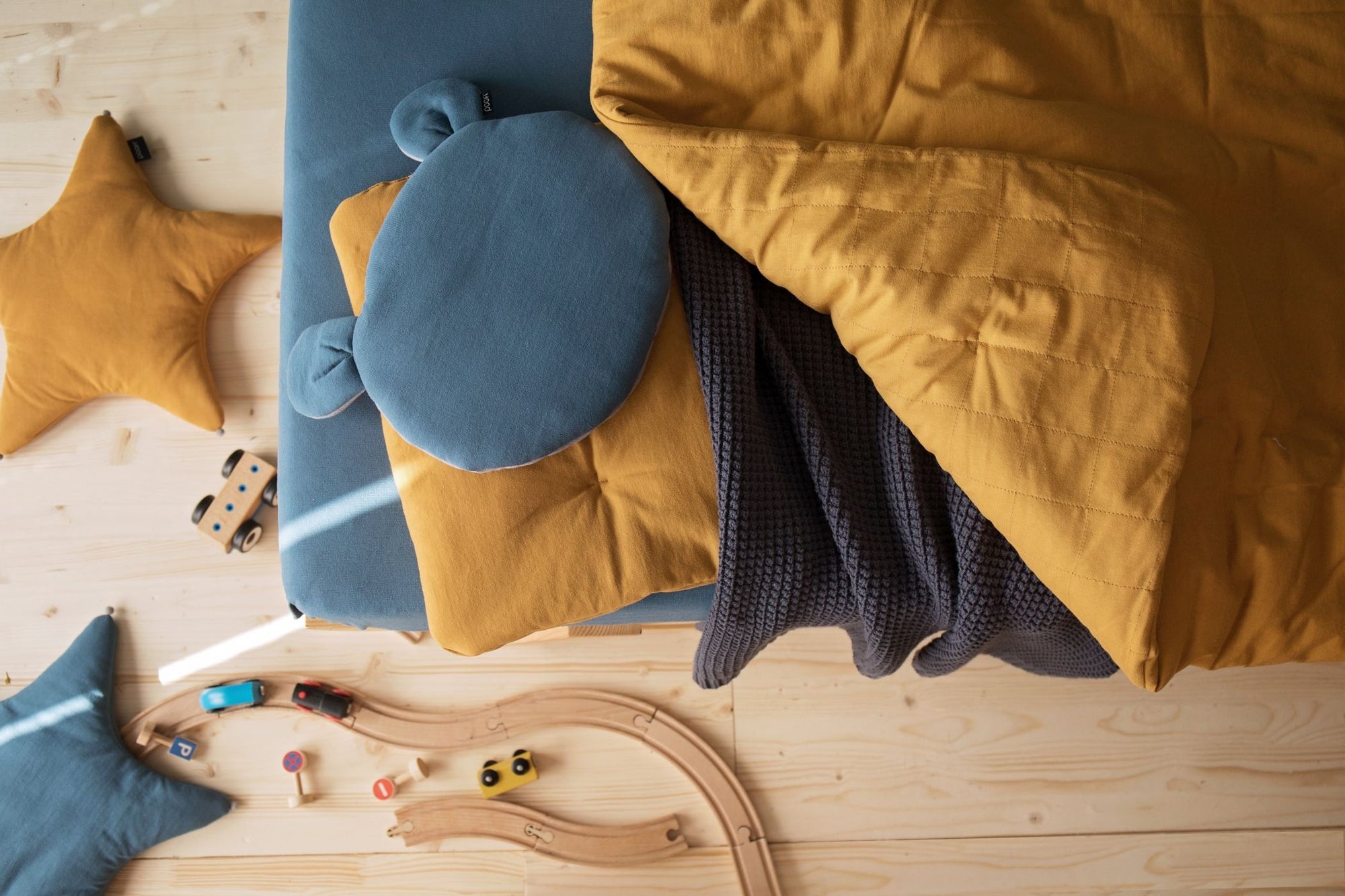 Organic Teddybear Cushion color: denim and grey