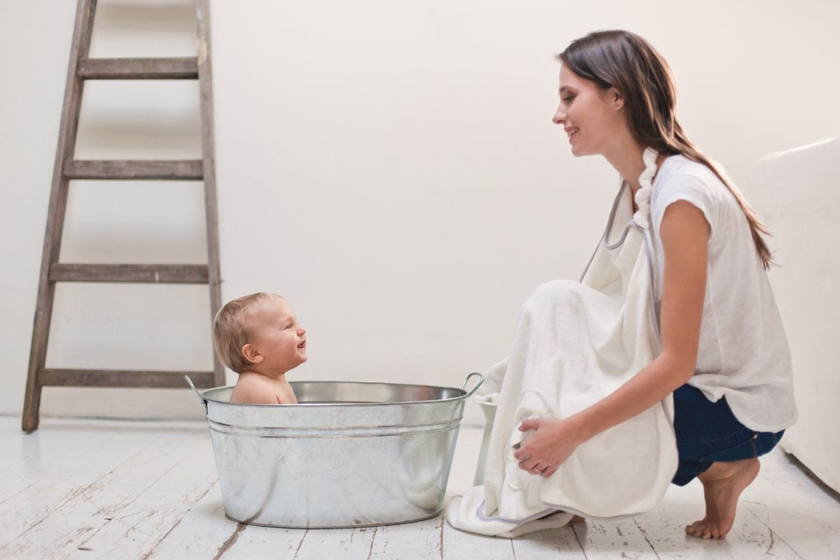 Organic Newborn Cotton Hooded Towel color: navy blue